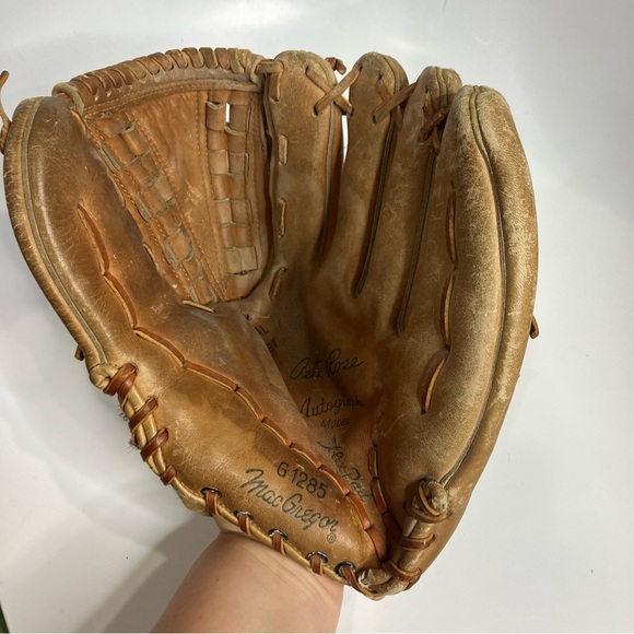 Vintage Baseball Glove by MacGregor. Pete Rose autograph model - Picture 5 of 7